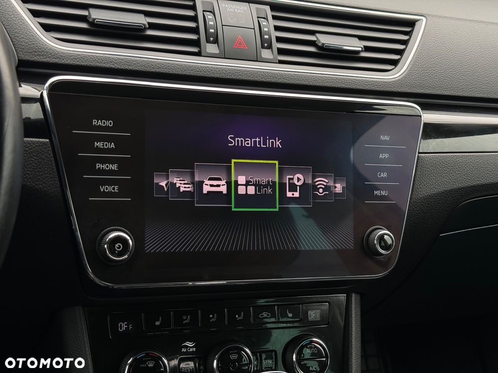 Skoda Superb 2.0 TDI 4x4 DSG L&K - 19