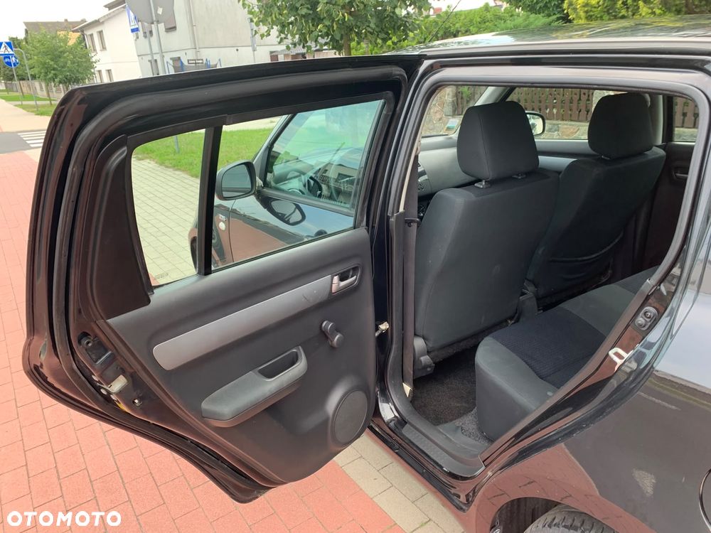 Suzuki Swift - 21