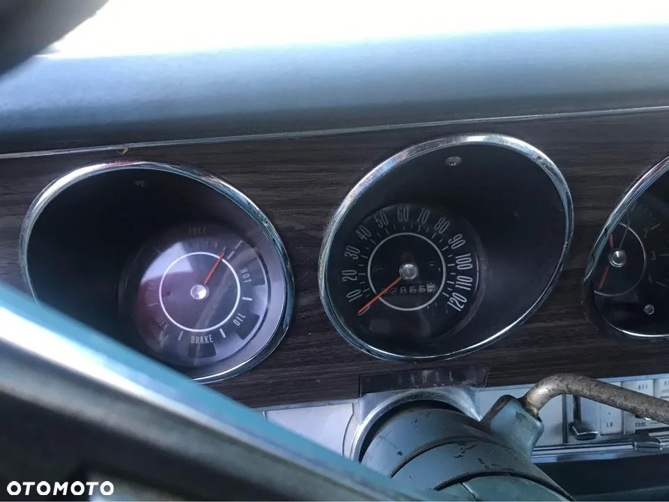 Oldsmobile Inny - 11