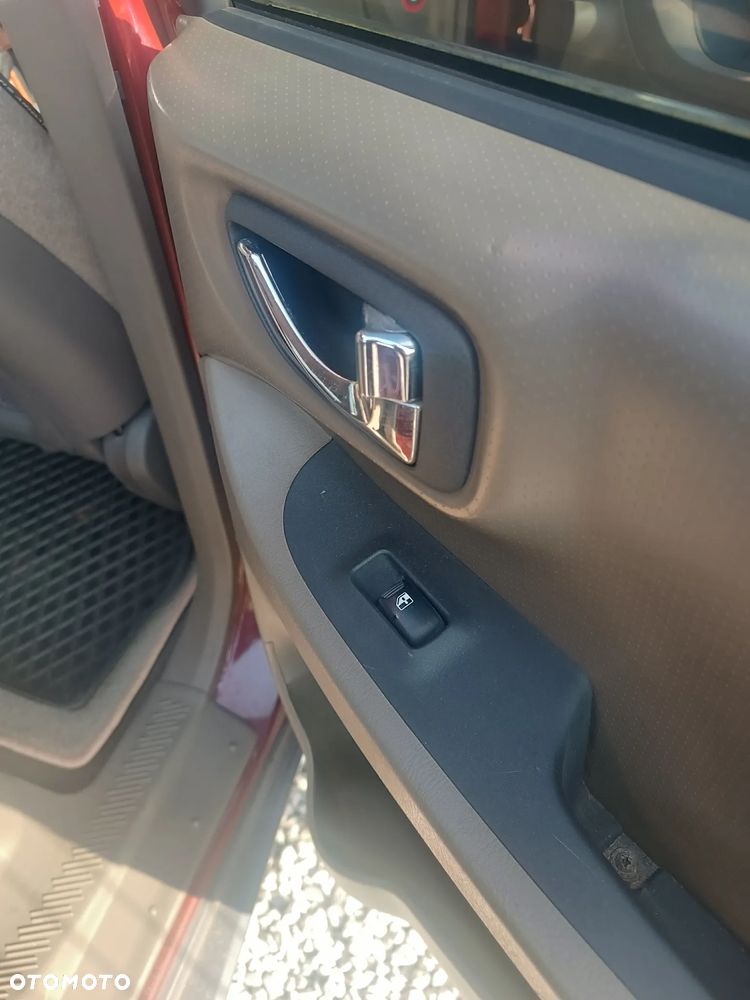 Hyundai Santa Fe - 20