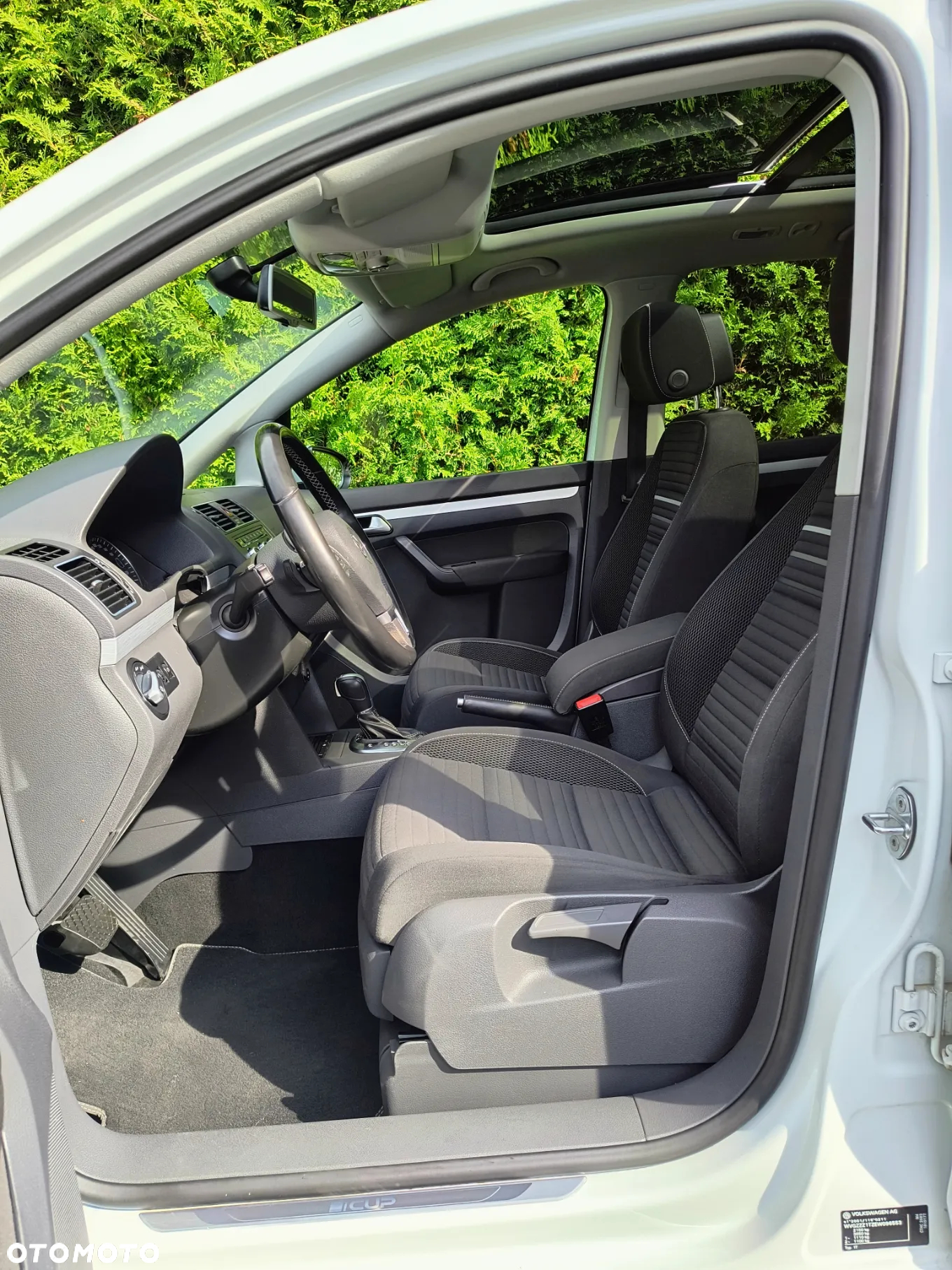 Volkswagen Touran 1.4 TSI DSG Cup - 4