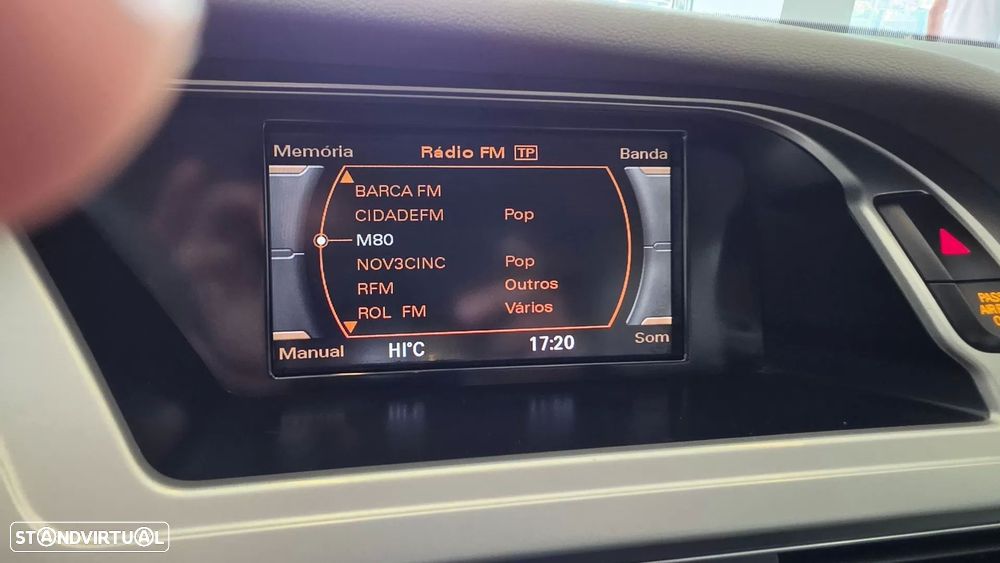 Audi A4 2.0 TDI multitronic - 43