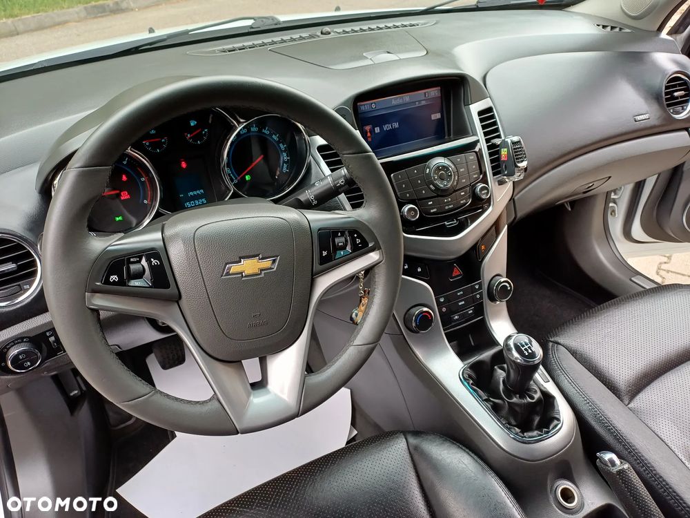Chevrolet Cruze 2.0 VDCi LS - 13