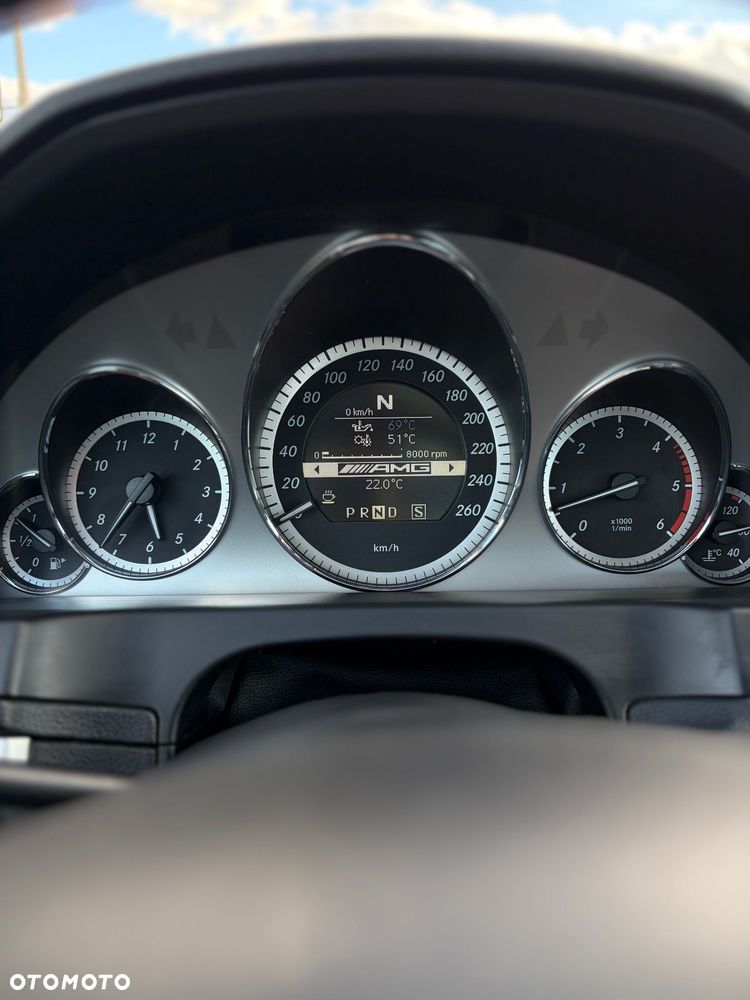 Mercedes-Benz Klasa E - 14