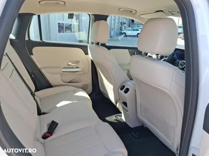 Mercedes-Benz EQA 250+ - 13