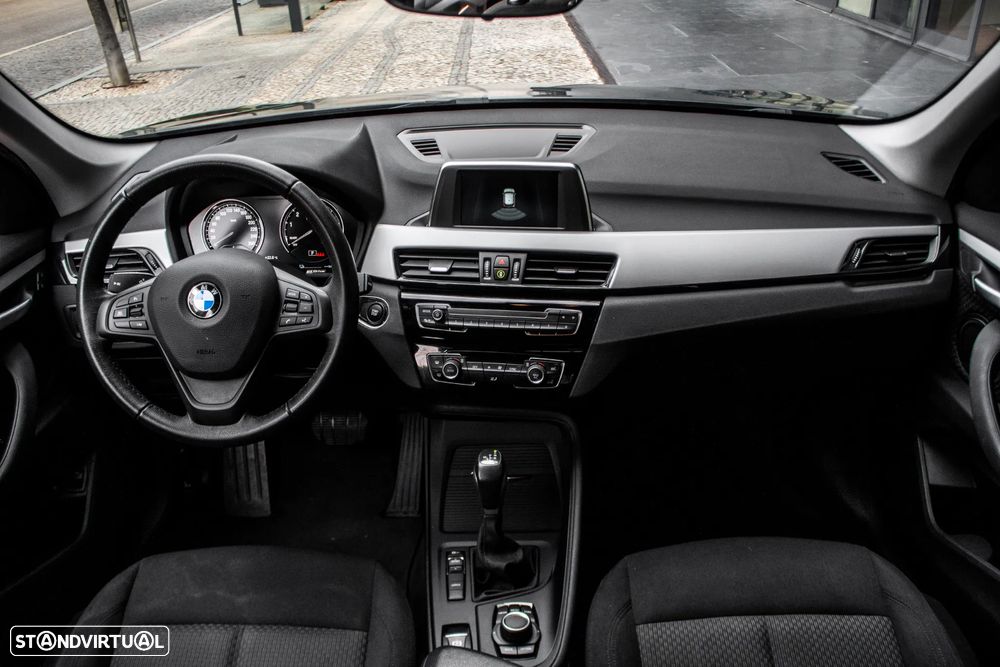 BMW X1 25 e xDrive - 33