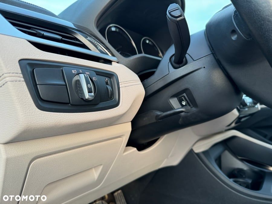 BMW X1 - 12
