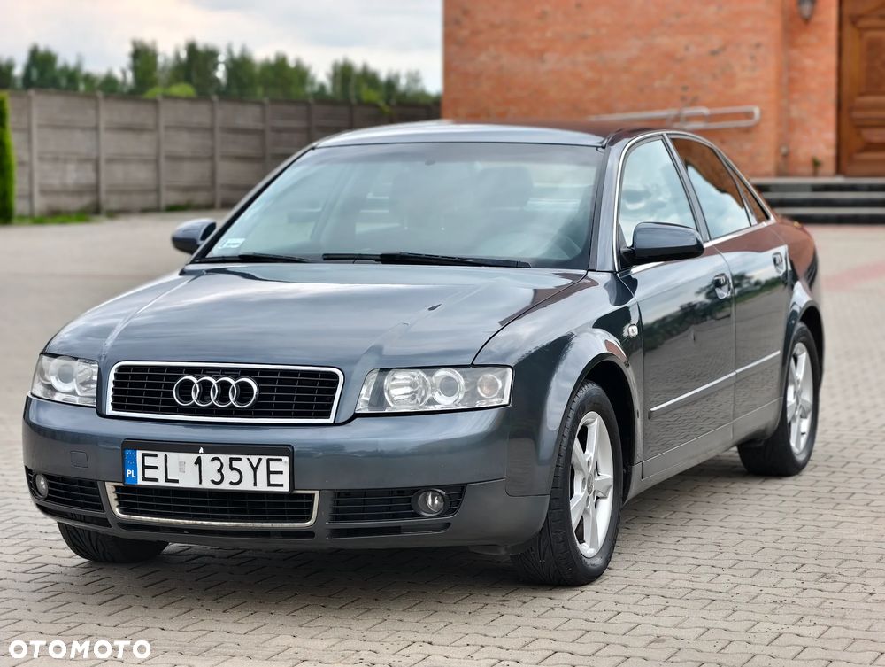 Audi A4 Limousine 2 - 1