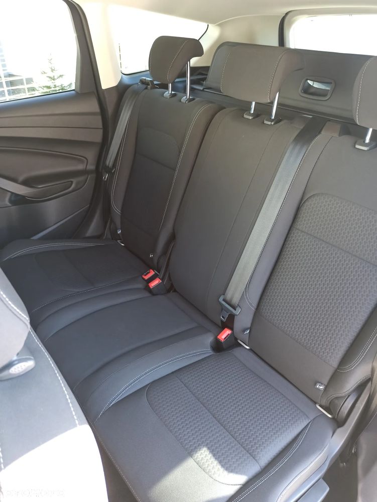 Ford Kuga - 25