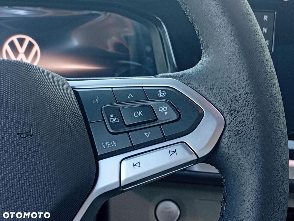 Volkswagen Multivan - 8