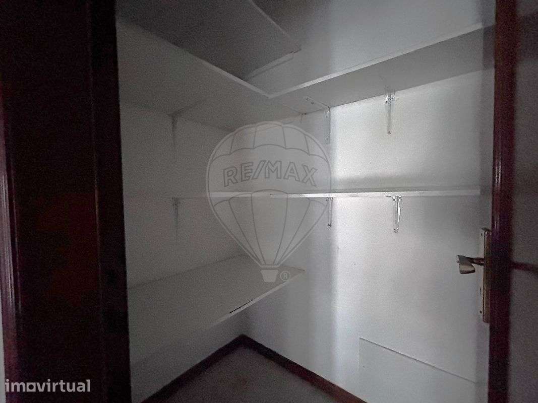 Apartamento T2 para arrendamento - Grande imagem: 5/13