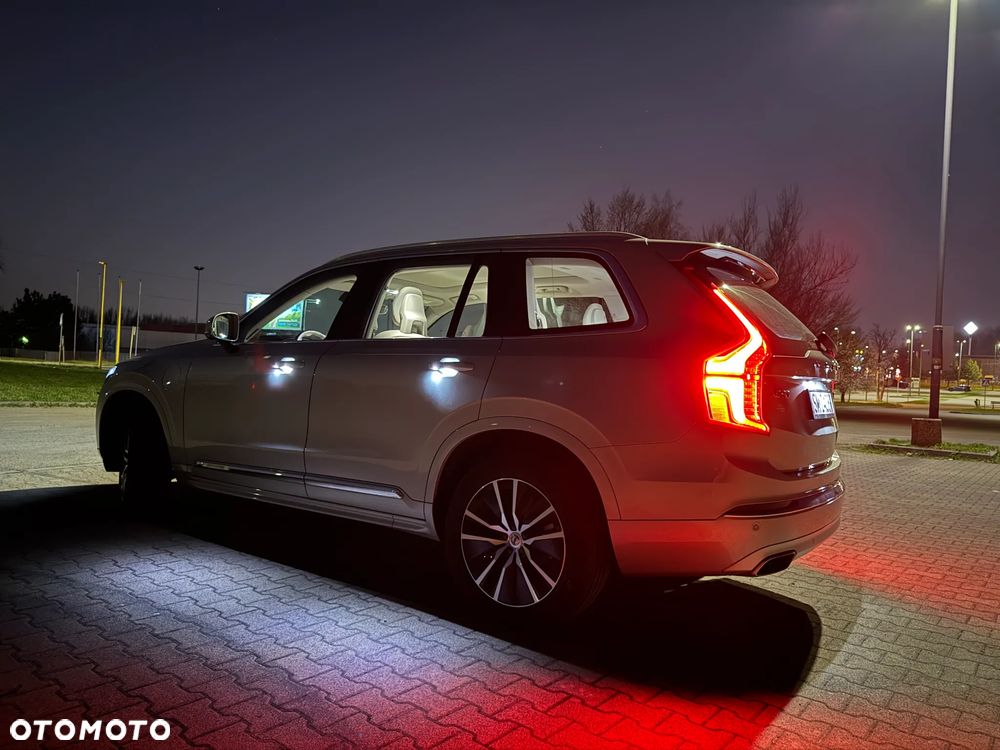 Volvo XC 90 T8 AWD Recharge Geartronic Inscription Edition - 11