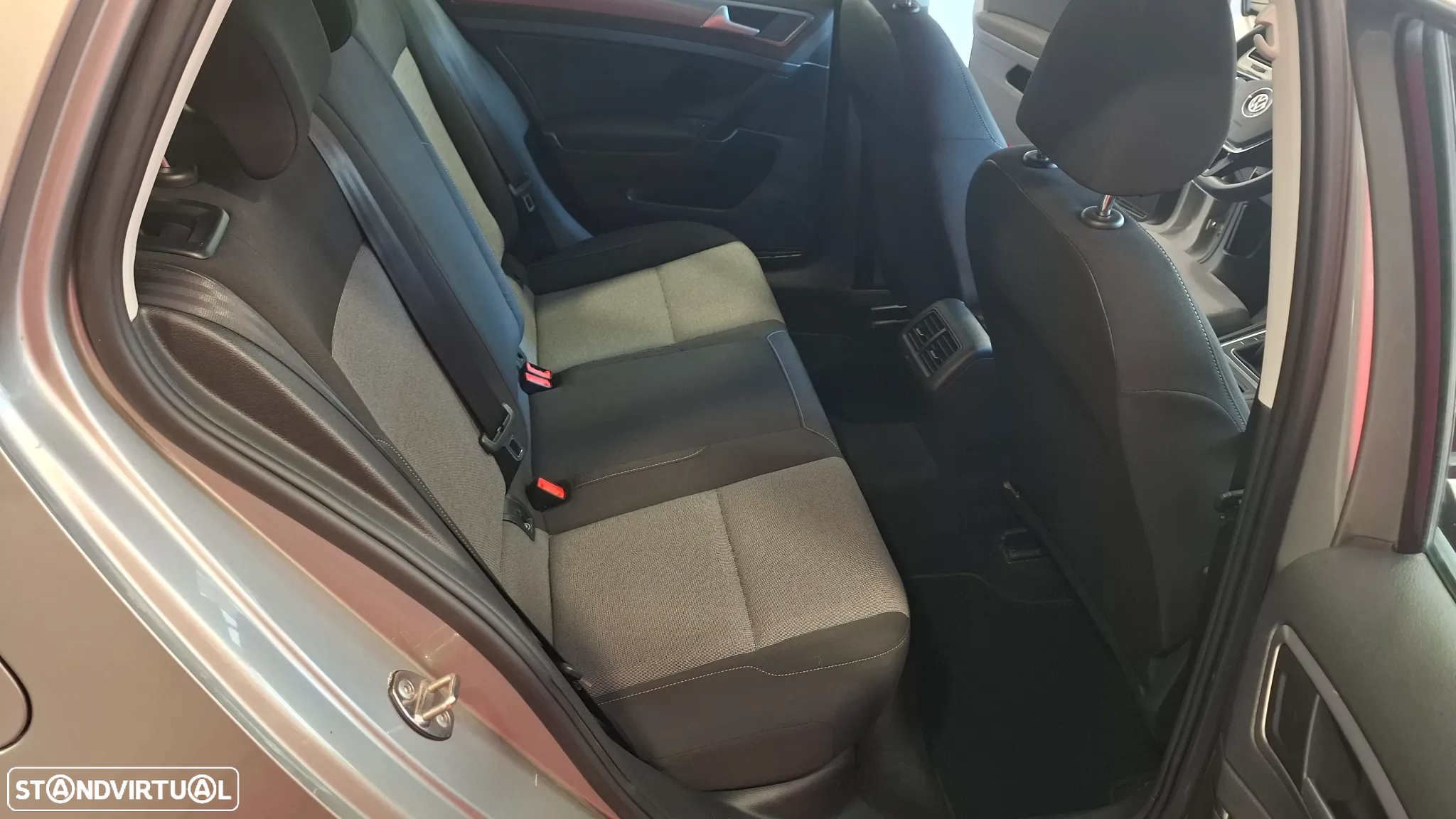 VW Golf 1.6 TDi Trendline - 18