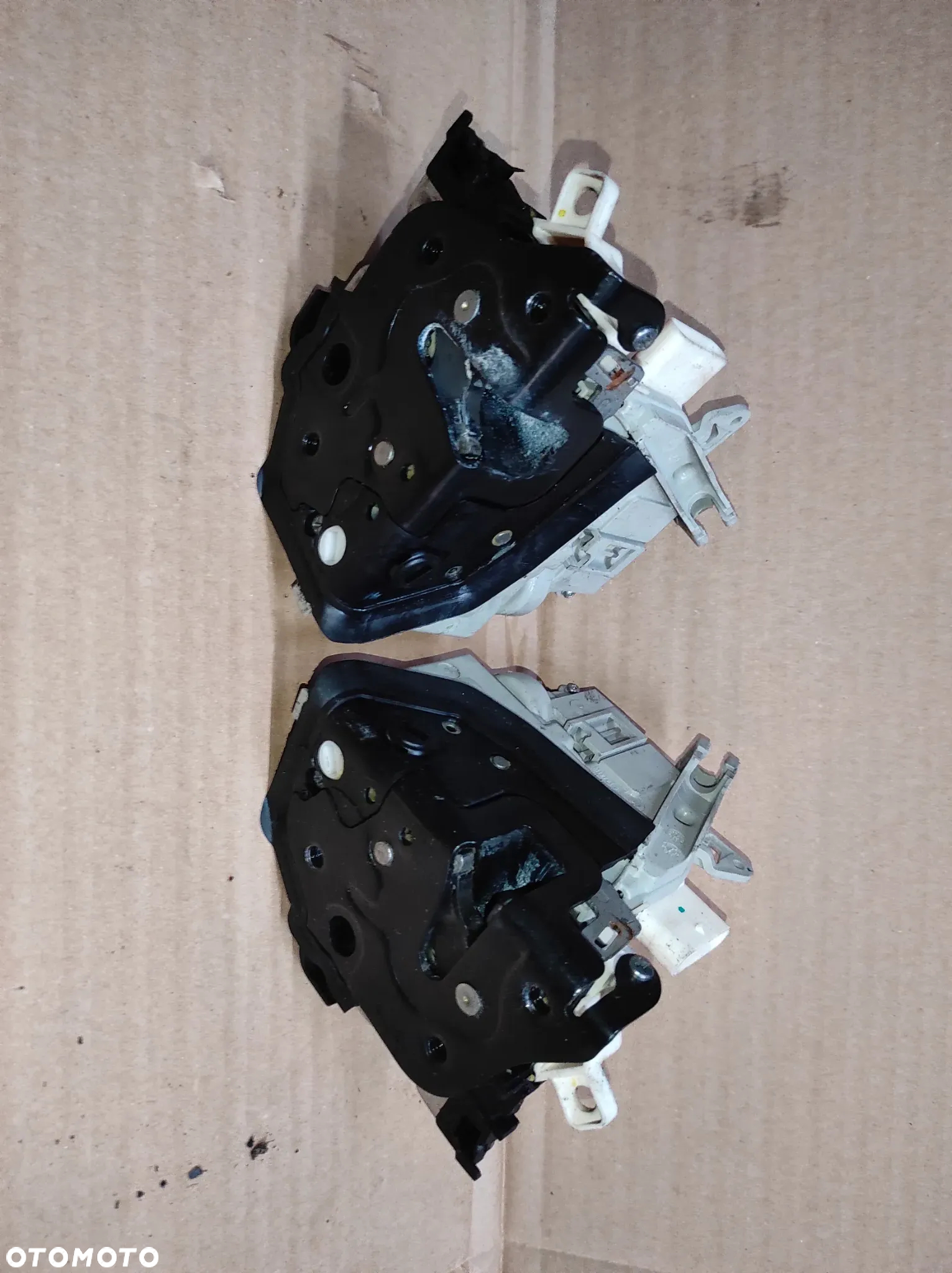 ZAMEK DRZWI PRAWY LEWY TYLNY TYŁ AUDI A4 B8 LIFT 10-15R - 4