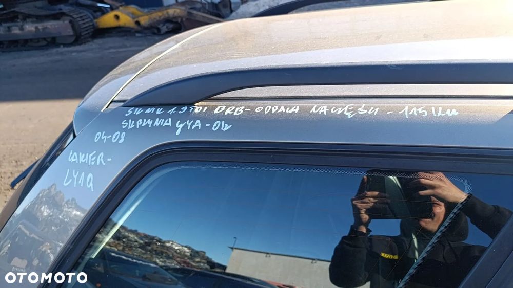 35508 audi a4b7 avant 1.9 BRB na części Skrzynia GYA sprawna lakier LY1Q - 24