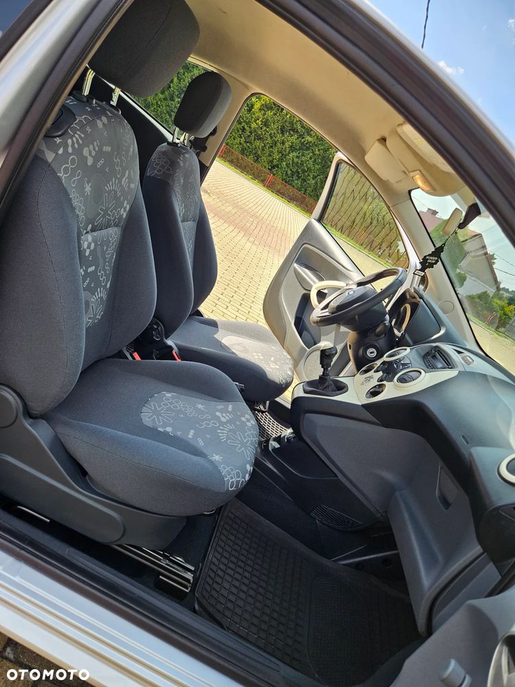 Ford KA 1.2 Trend ASS EU6 - 29