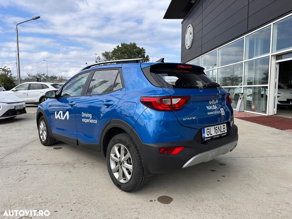 Kia Stonic 1.0 T-GDI 7DCT HP MHEV Urban - 5