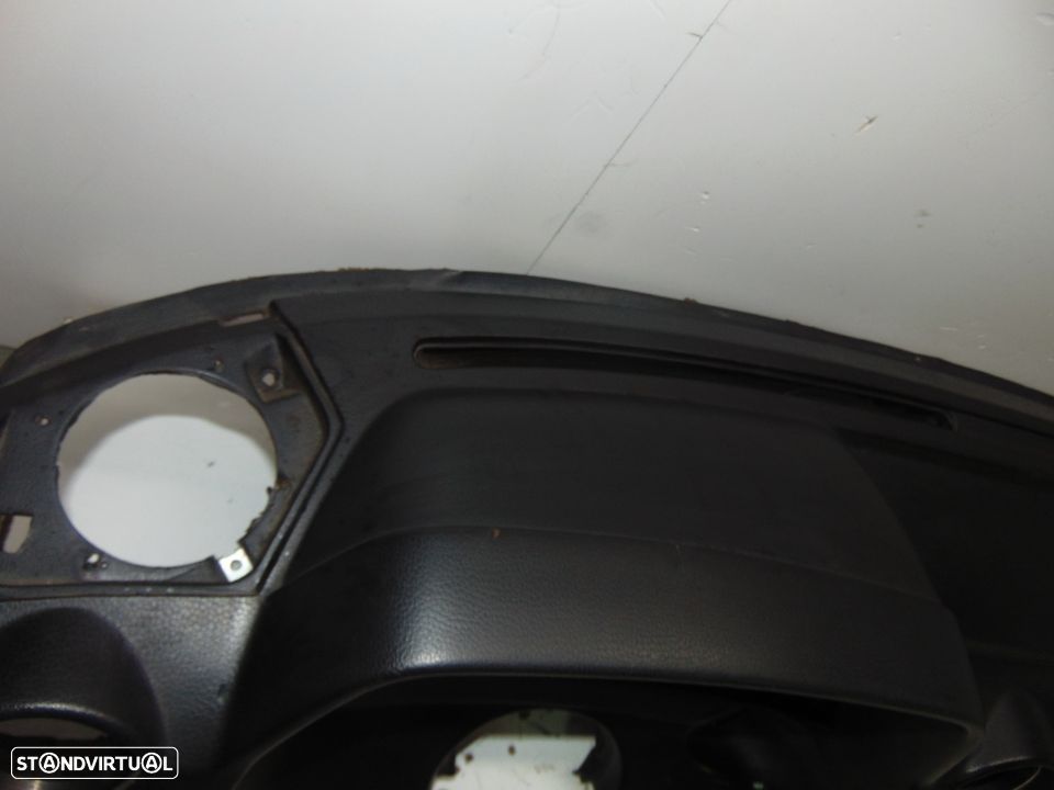mercedes w 123 tablier preto - 4