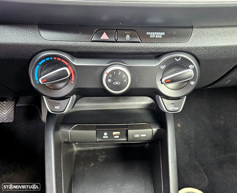 Kia Stonic - 17