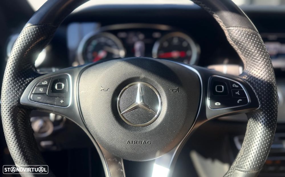 Mercedes-Benz E 220 d T 9G-TRONIC AMG Line - 25