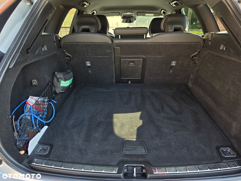 Volvo XC 60 T4 R-Design - 18