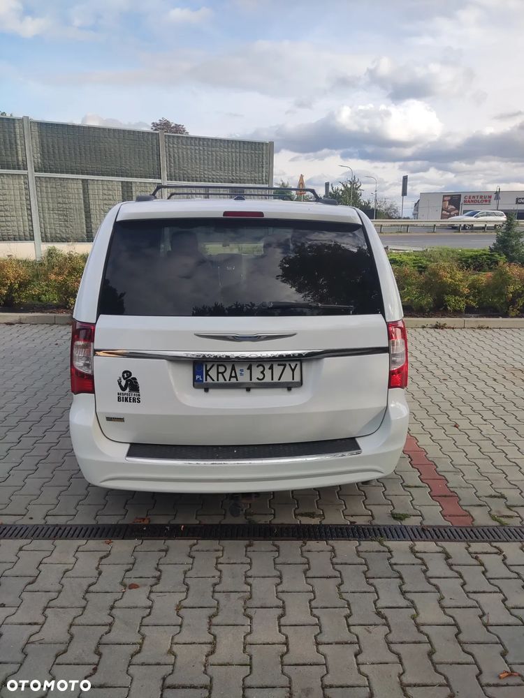 Chrysler Town & Country 3.6 Touring - 2