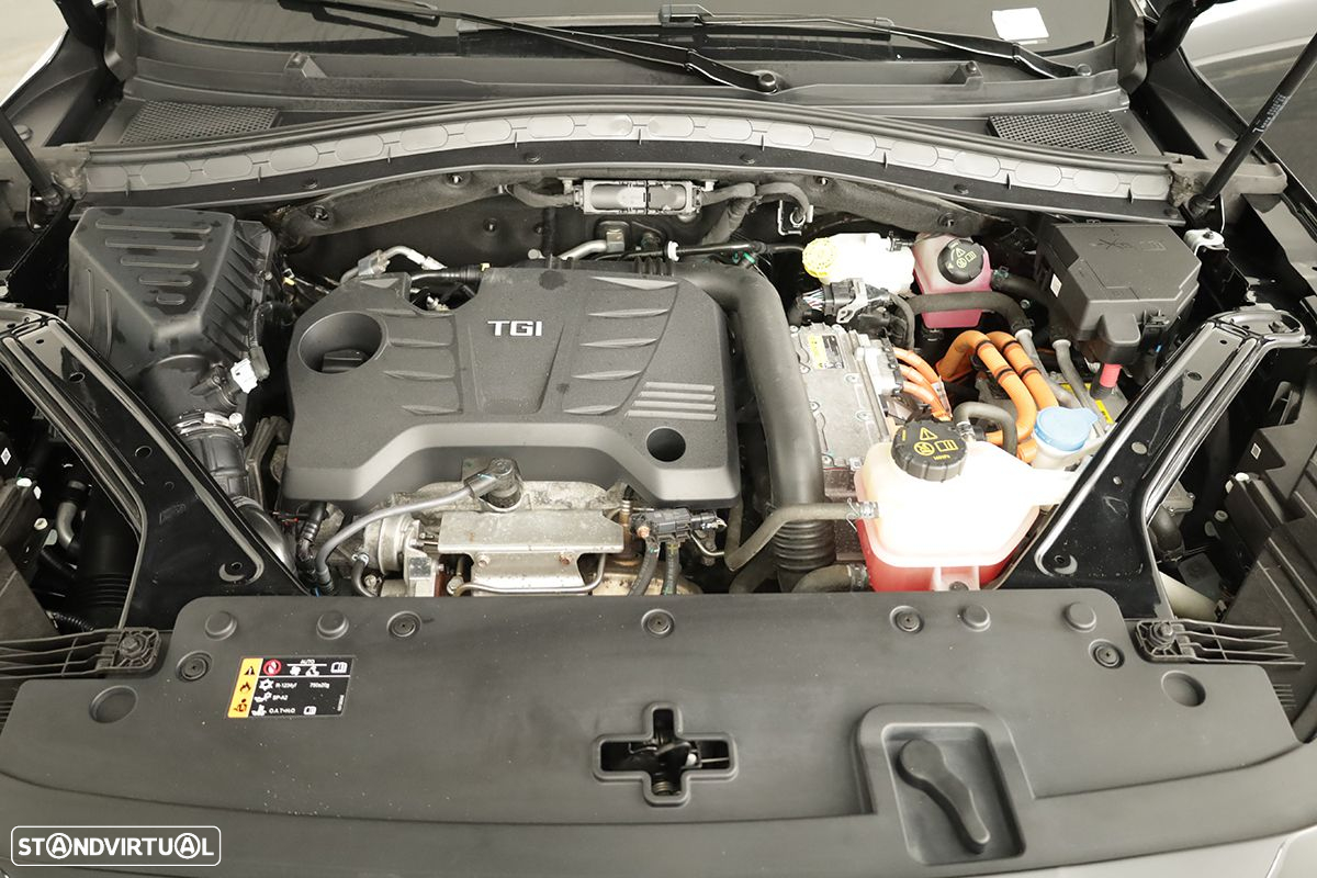 MG EHS 1.5 T-GDI Plug-in Hybrid Luxury - 28