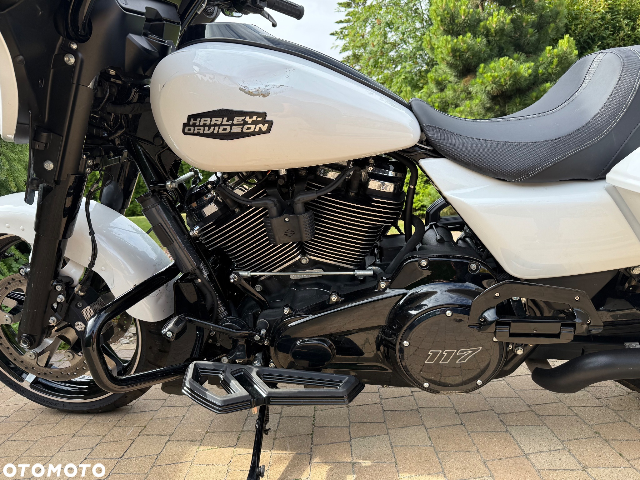 Harley-Davidson Touring Street Glide - 3