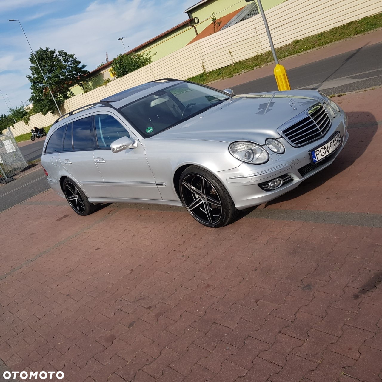 Mercedes-Benz Klasa E 200 T Kompressor Automatik Avantgarde - 18