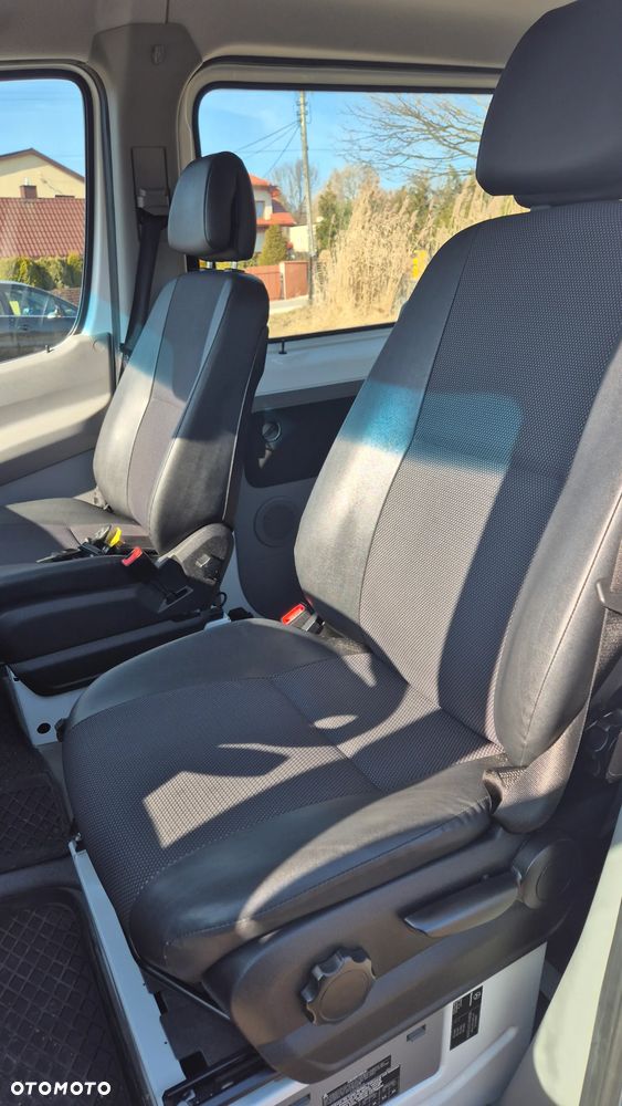 Mercedes-Benz Sprinter - 8
