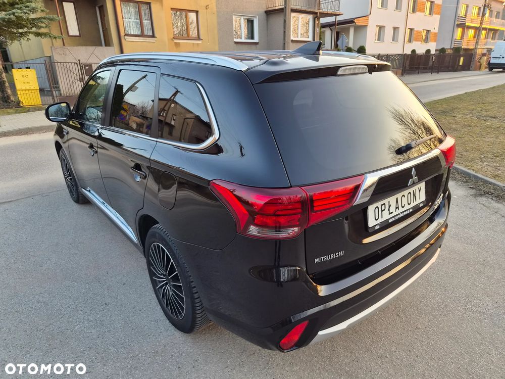 Mitsubishi Outlander - 19