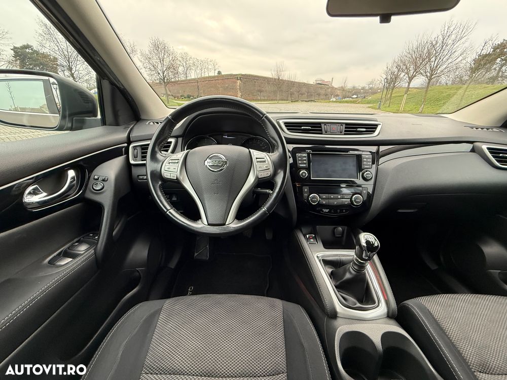 Nissan Qashqai 1.6 DCI ALL-MODE 4x4i ACENTA - 31