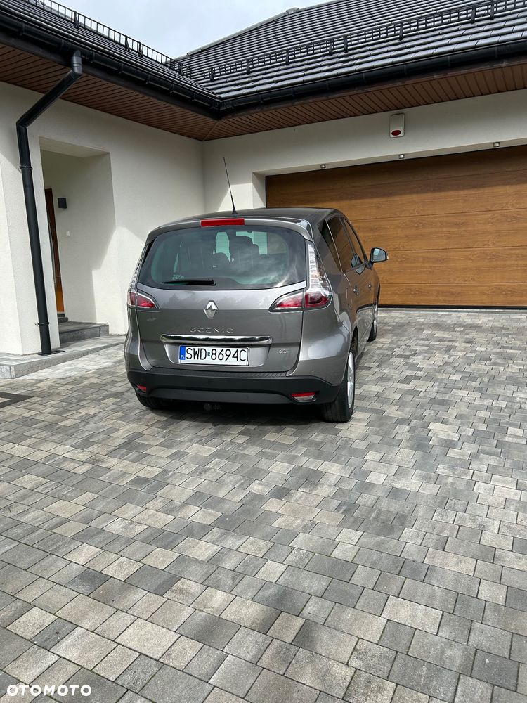 Renault Scenic - 8