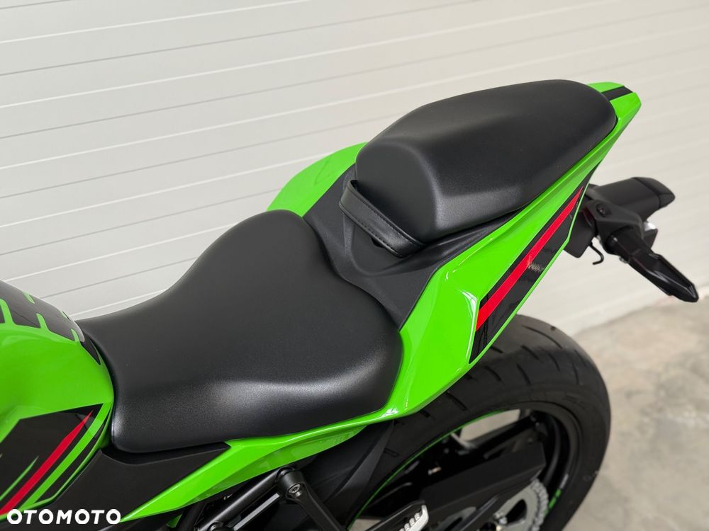 Kawasaki ZX - 29