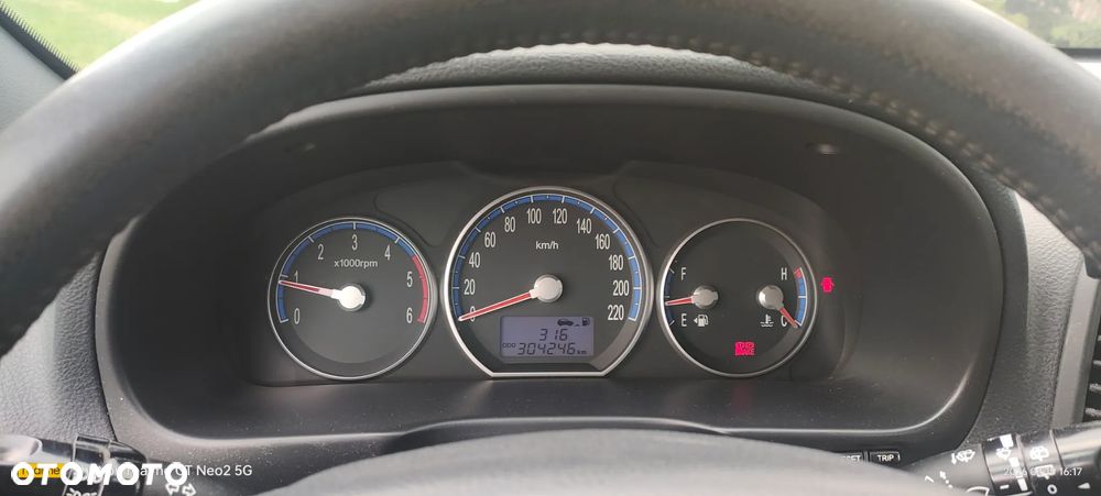 Hyundai Santa Fe 2.2 CRDI Premium - 6