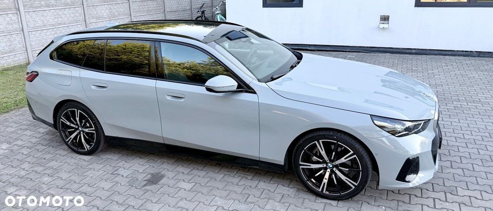 BMW Seria 5 540d xDrive mHEV M Sport - 21