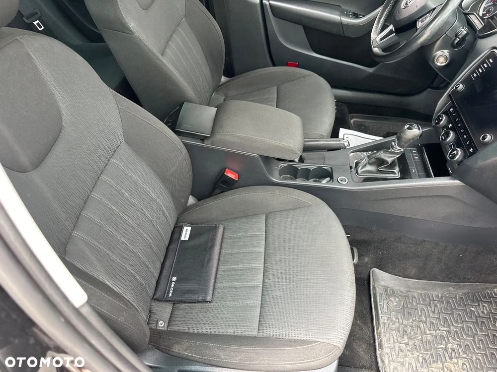 Skoda Octavia 2.0 TDI SCR Style DSG - 26