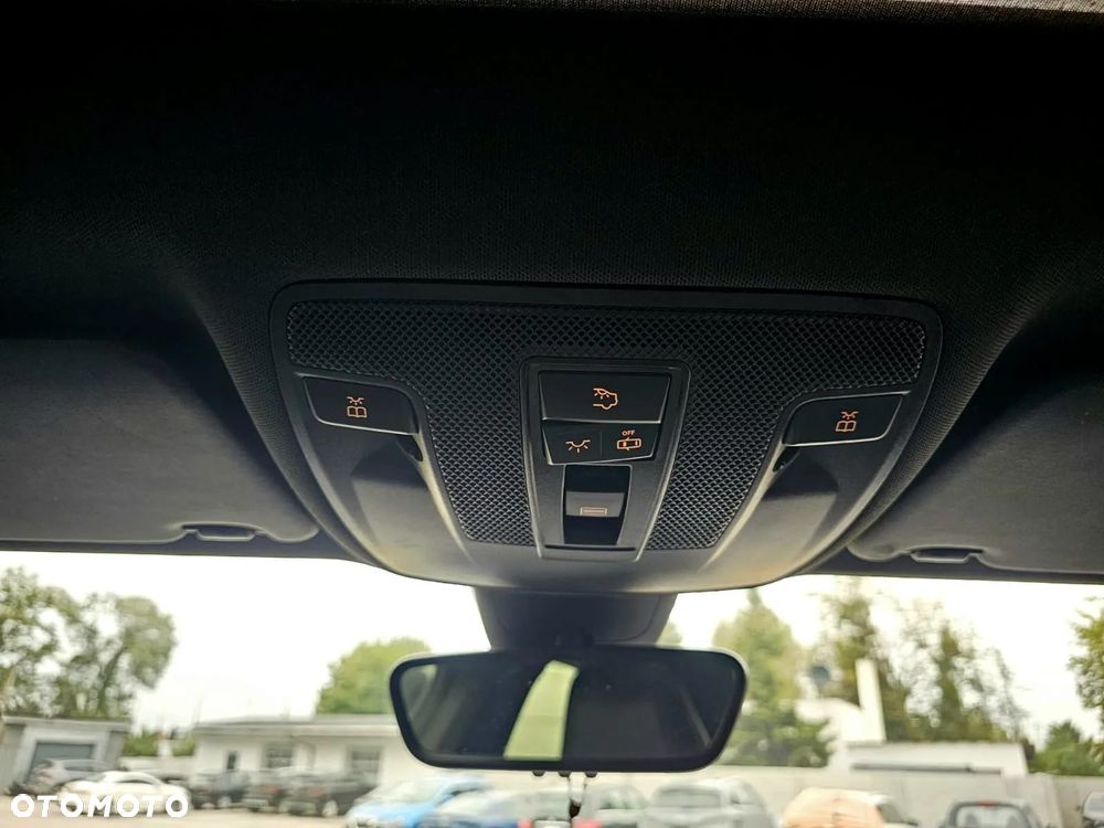 Mercedes-Benz CLA 250 4-Matic - 35