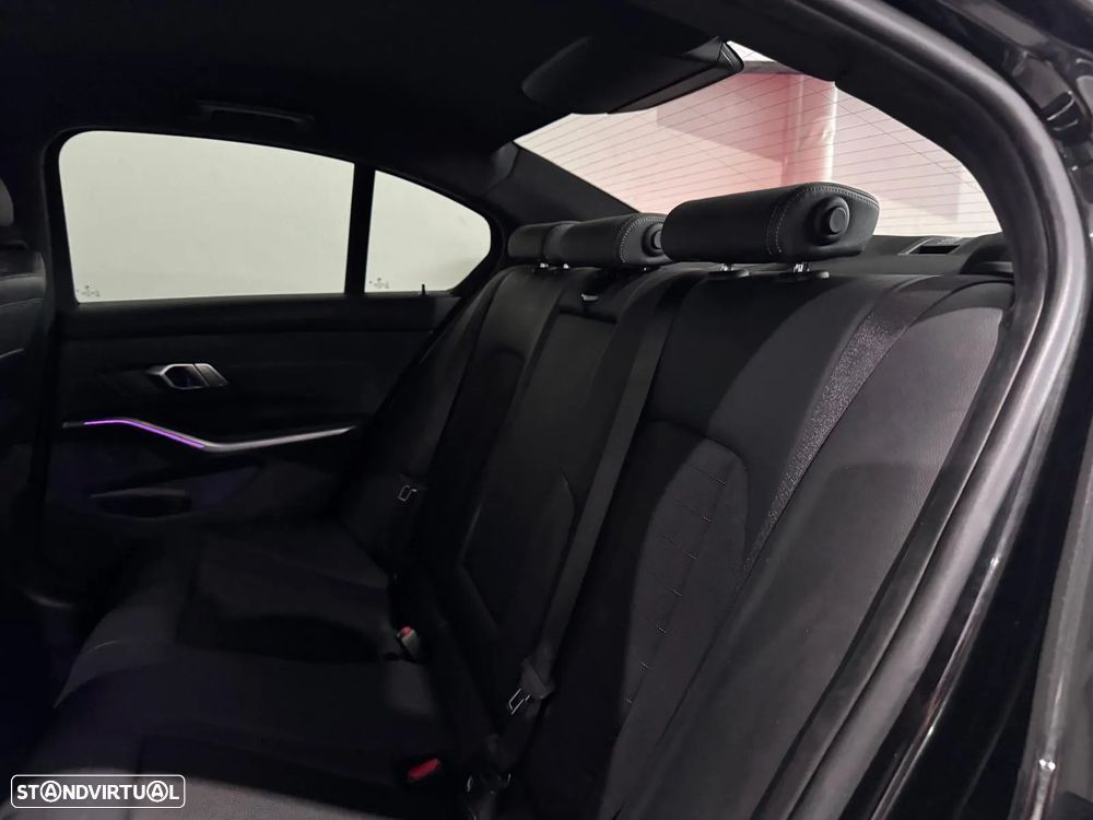 BMW 330 e Pack M Auto - 13