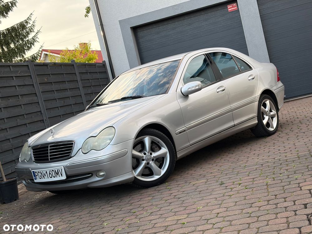 Mercedes-Benz Klasa C 180 Kompressor Avantgarde - 4