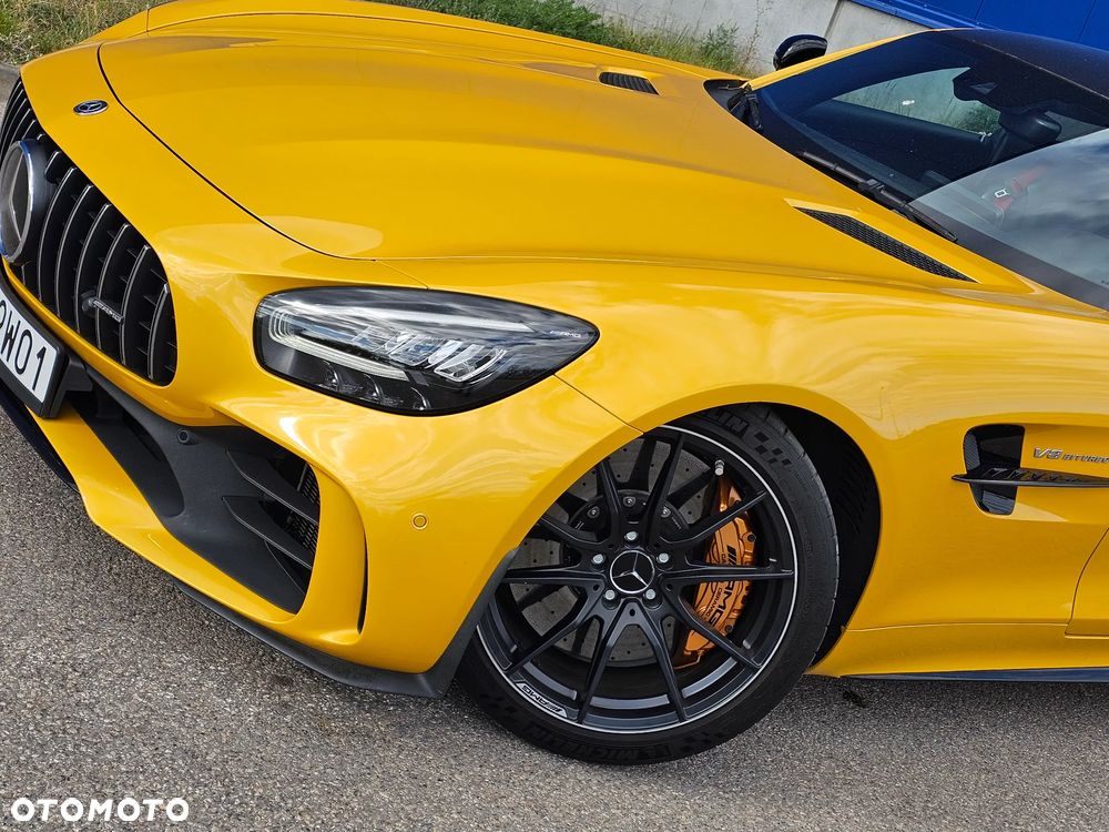 Mercedes-Benz AMG GT R - 26