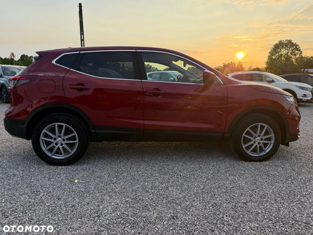 Nissan Qashqai 1.3 DIG-T N-Connecta EU6d - 15