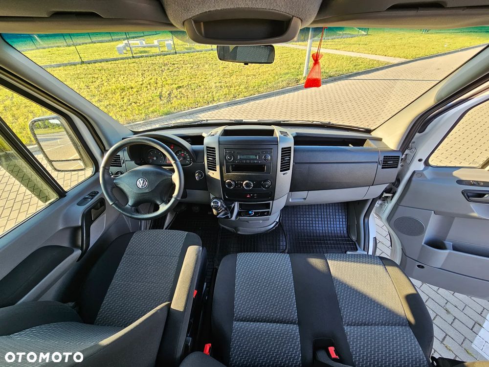 Volkswagen Crafter - 11