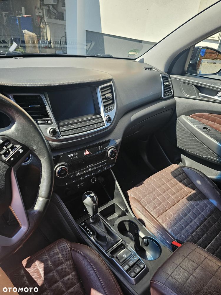 Hyundai Tucson 2.0 CRDI Premium 4WD - 9