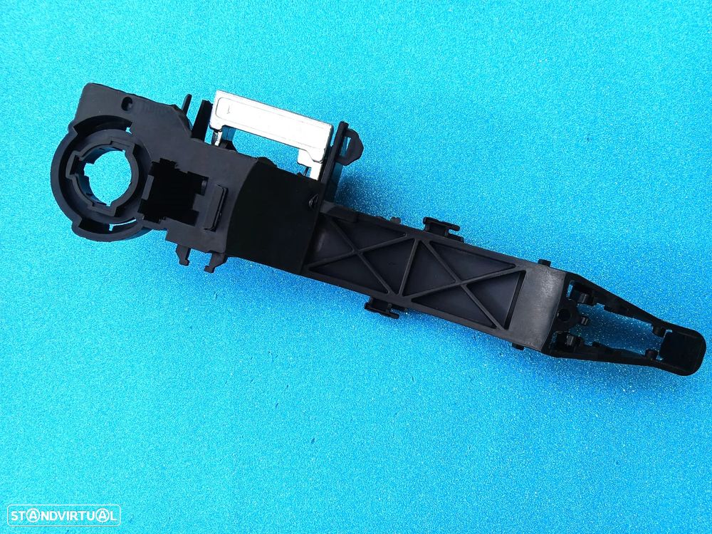 Puxador armação porta Renault Master Opel Movano 2010 em diante - 2