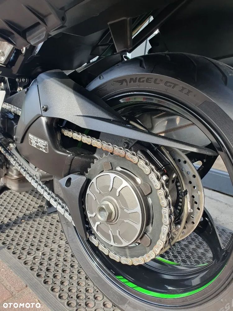 Kawasaki H2 - 13