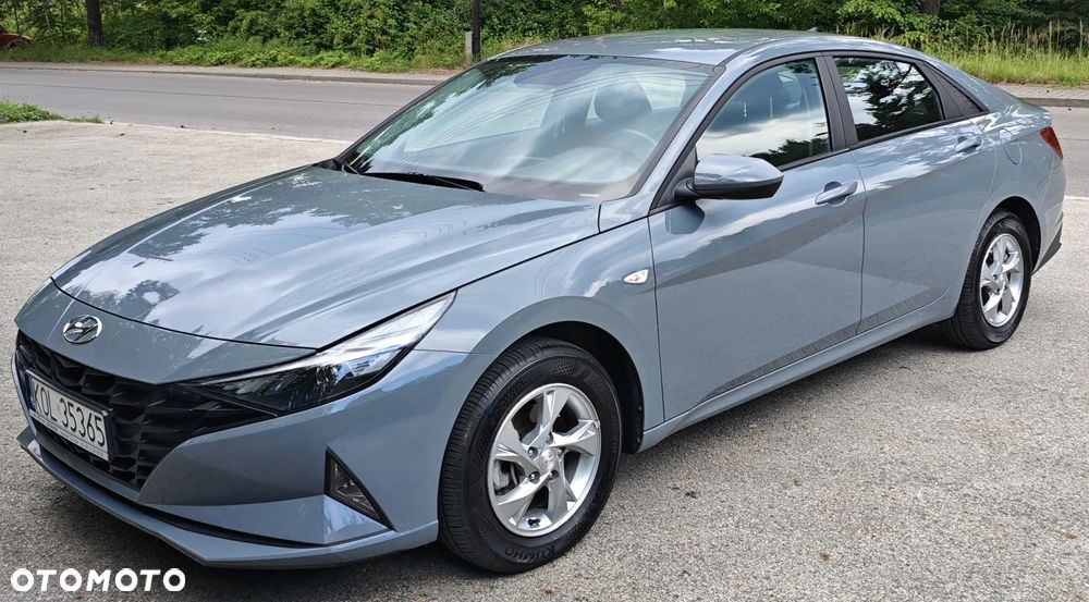 Hyundai Elantra 1.6 Modern - 8