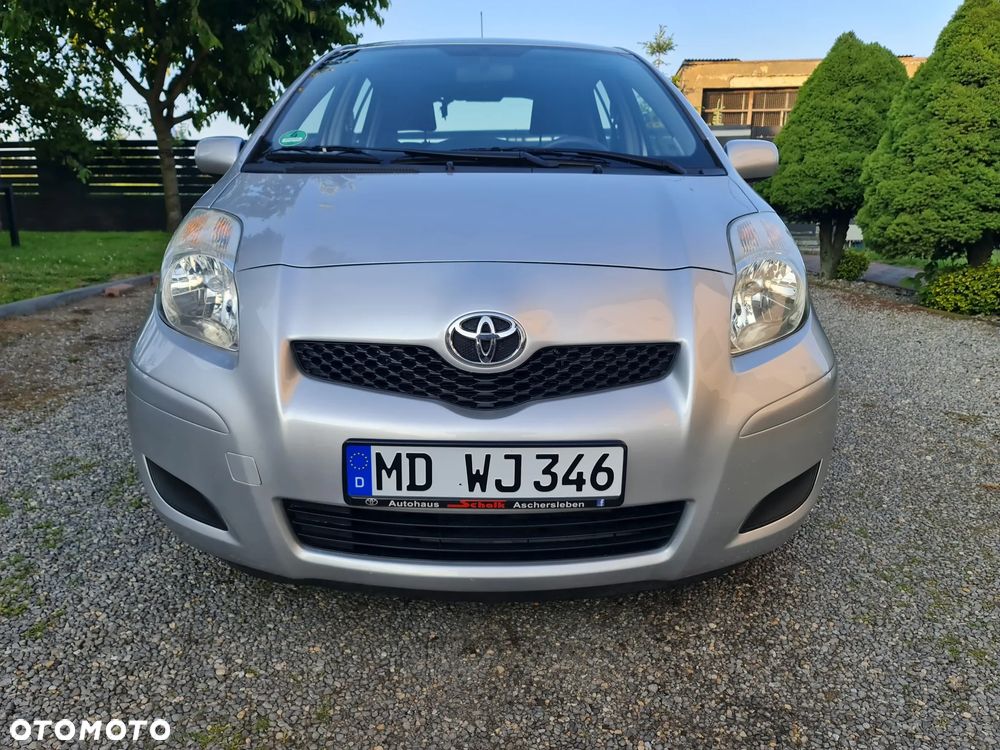 Toyota Yaris - 23