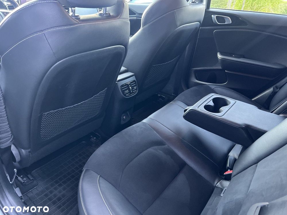 Kia ProCeed 1.5 T-GDI GT Line DCT - 28