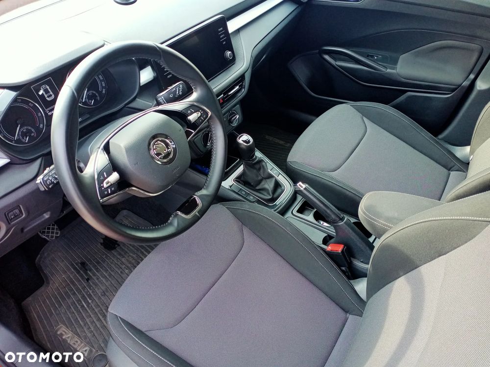 Skoda Fabia 1.0 TSI Ambition - 12
